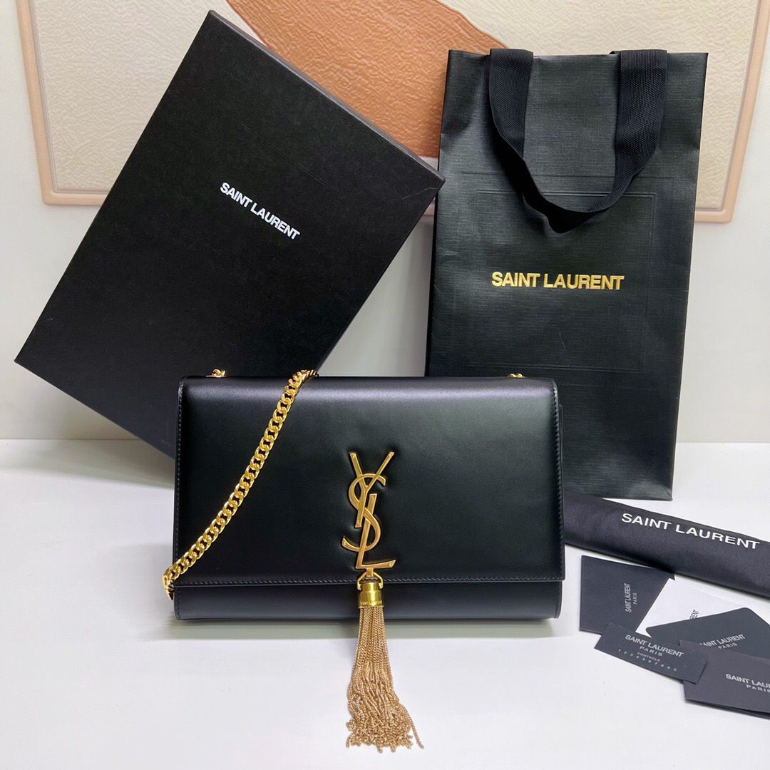 Bolsa Satchel Couro Tamanho Pequeno Detalhe Borla