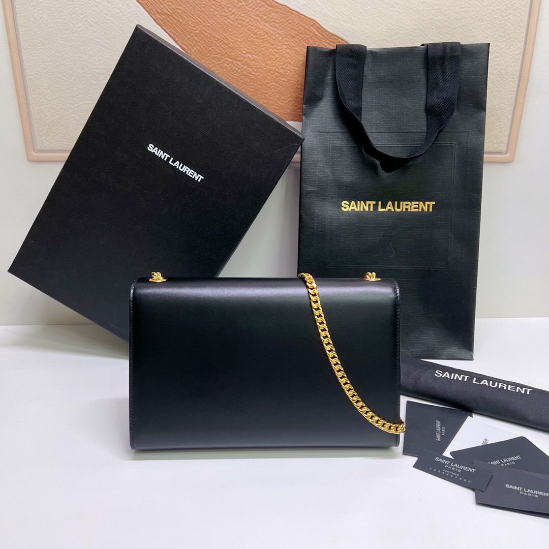 Bolsa Satchel Couro Tamanho Pequeno Detalhe Borla