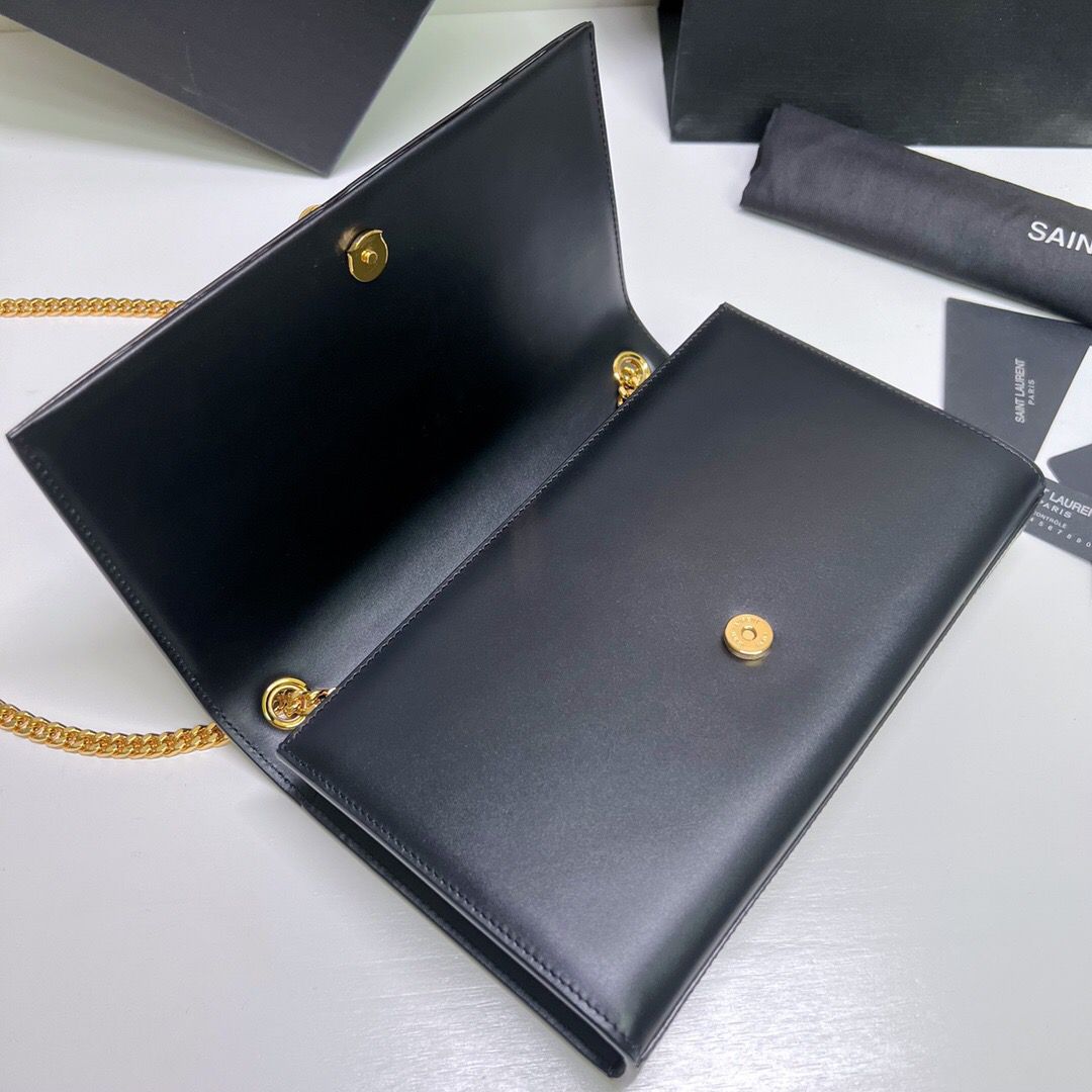 Bolsa Satchel Couro Tamanho Pequeno Detalhe Borla