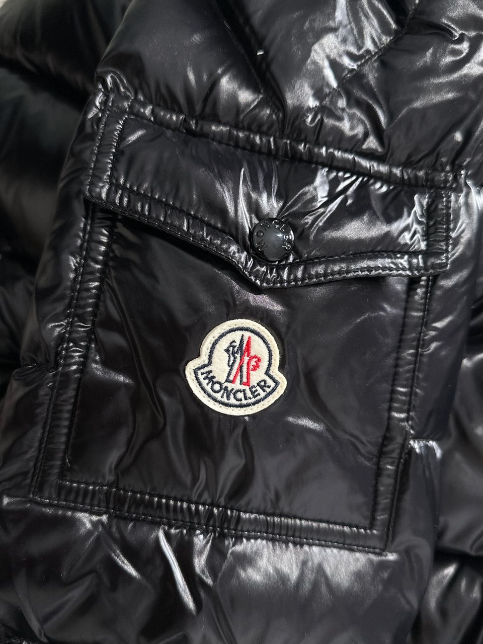 Jaqueta Nylon Acolchoada Preta Brilhante