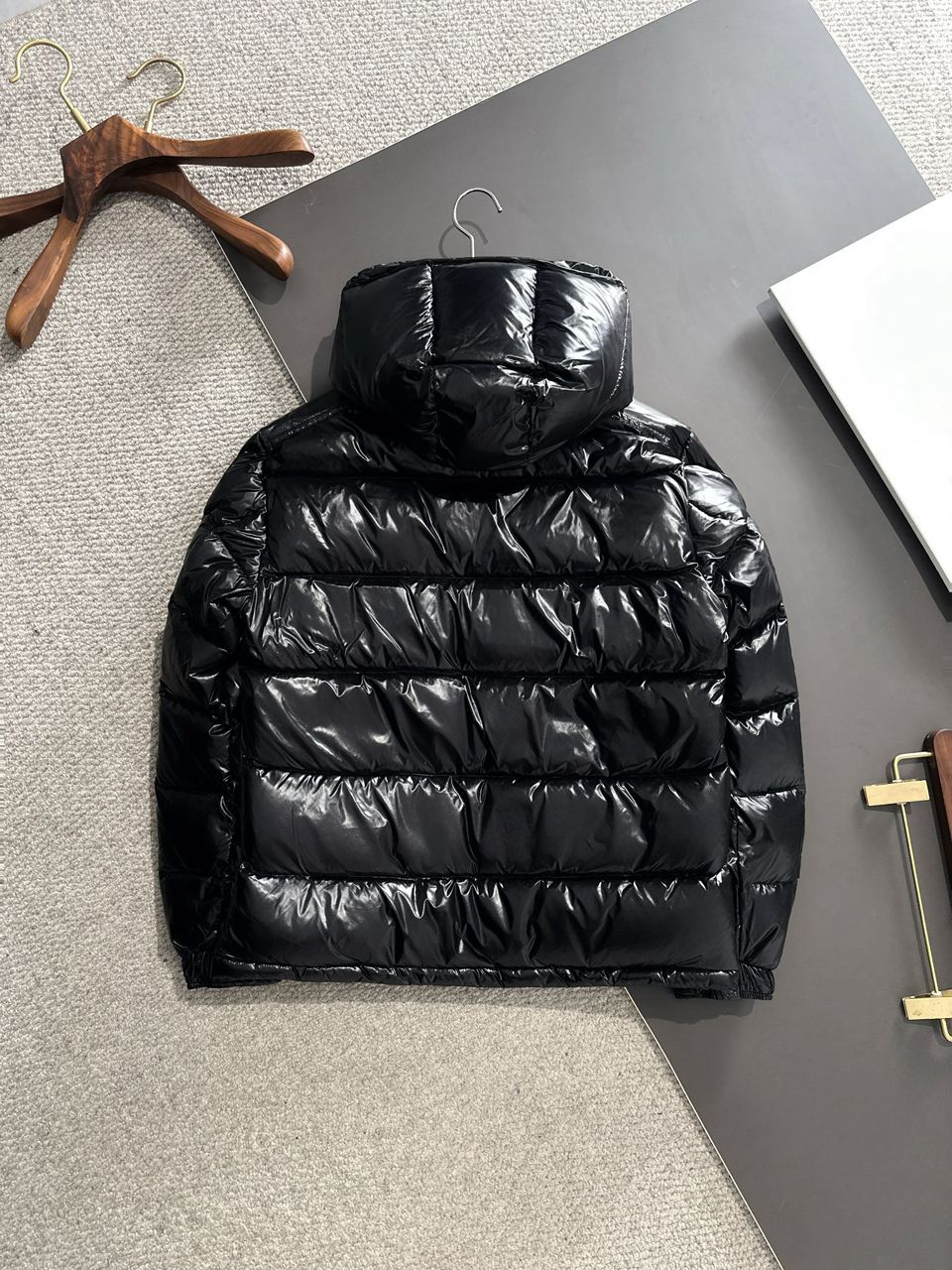 Jaqueta Nylon Acolchoada Preta Brilhante