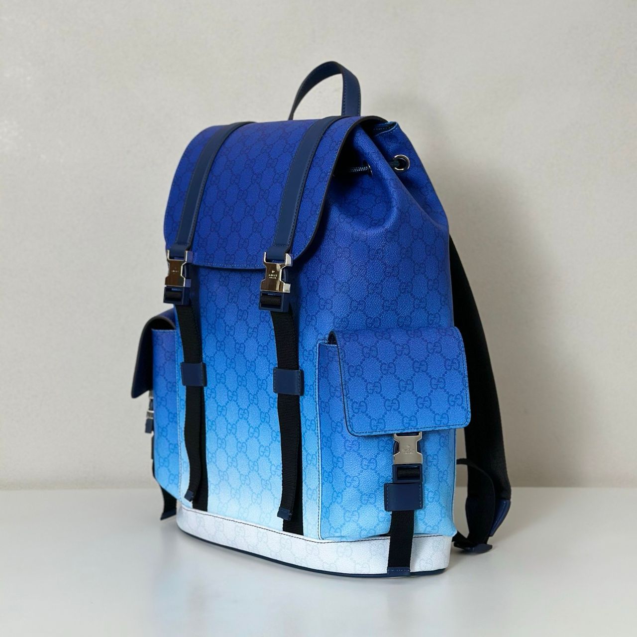 Mochila Couro Azul Chroma