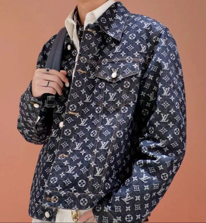 Jaqueta Jeans Jacquard Padrão Monograma Geométrico