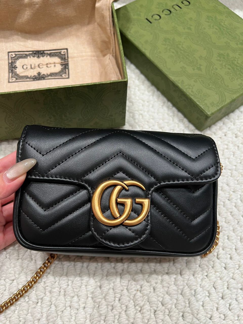 Bolsa Mini Couro Preto Detalhes Metalizados