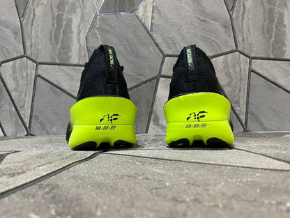 Tênis Runner Malha Preto Detalhe Verde