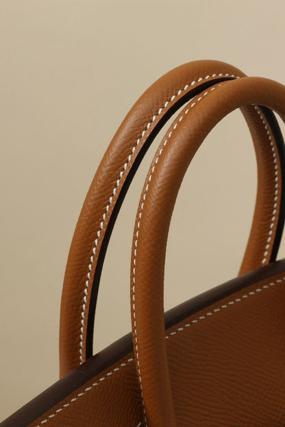 Bolsa Satchel Couro Caramelo Estruturada com Alça Dupla