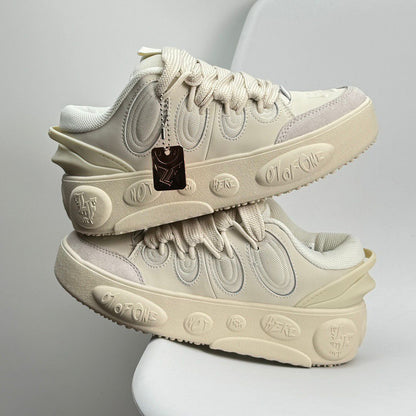 Tênis Couro Casual Branco Detalhes Coloridos