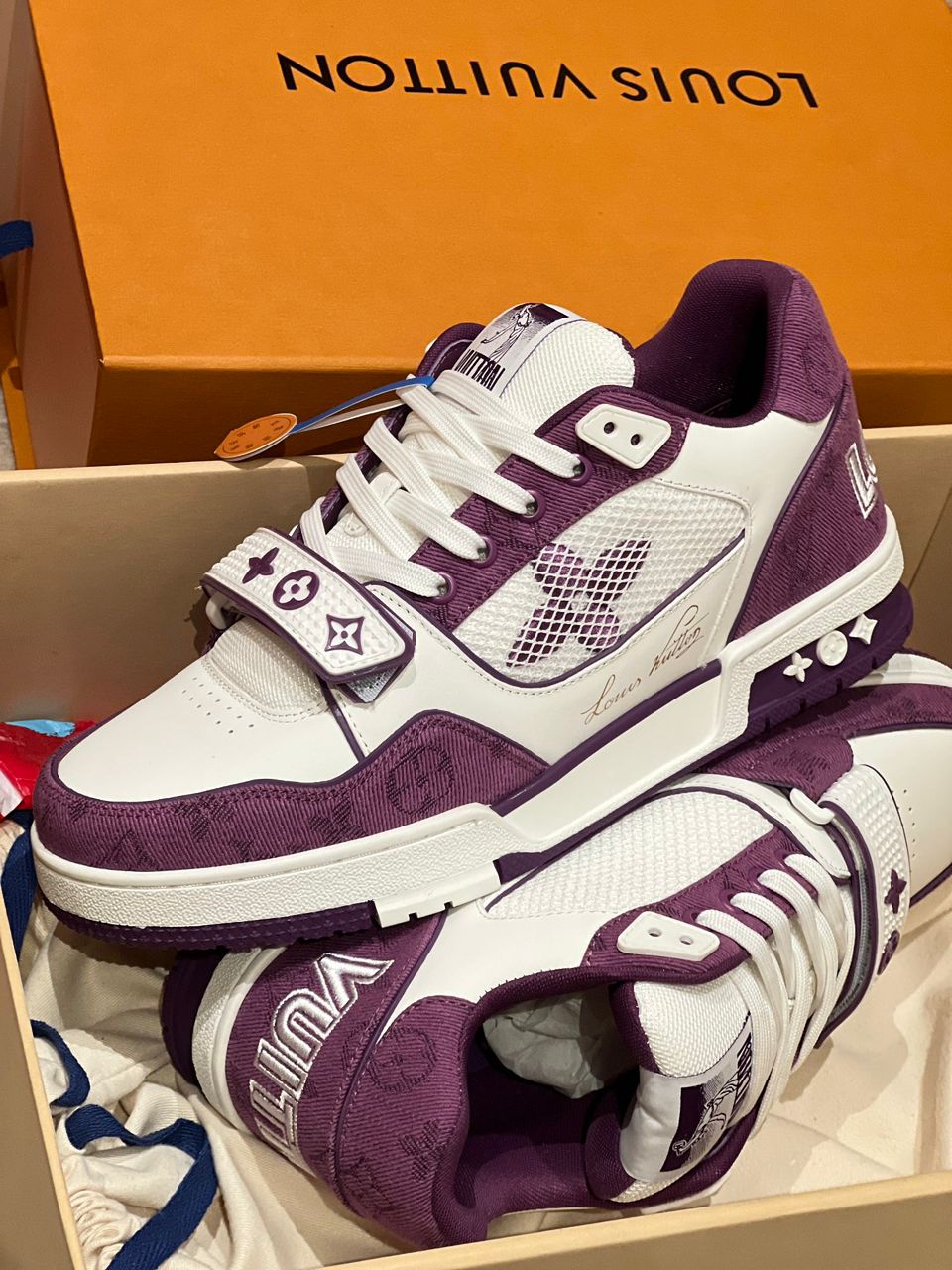 Tênis Couro Purple Detalhes Contrastantes Cano Baixo