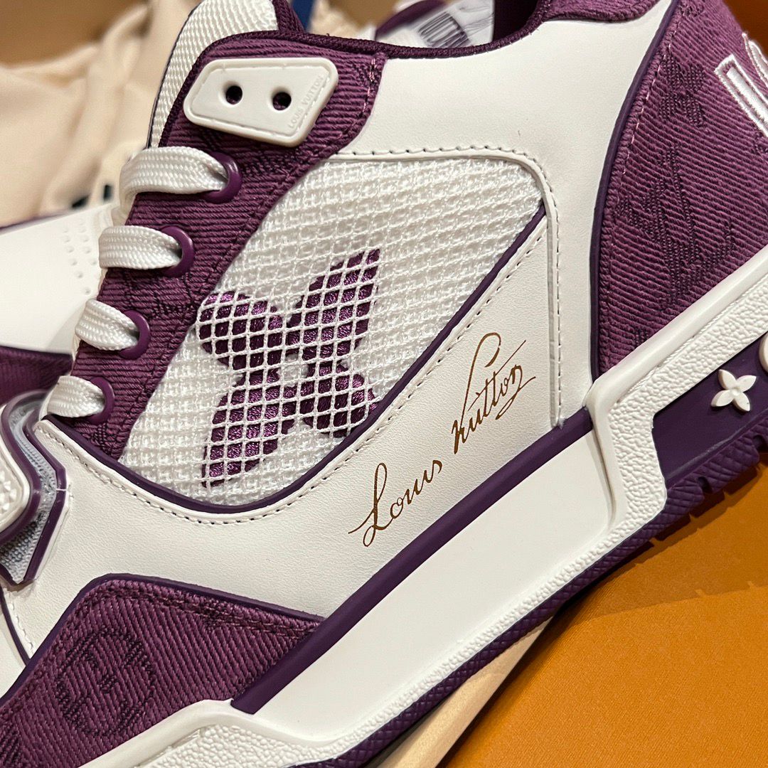 Tênis Couro Purple Detalhes Contrastantes Cano Baixo