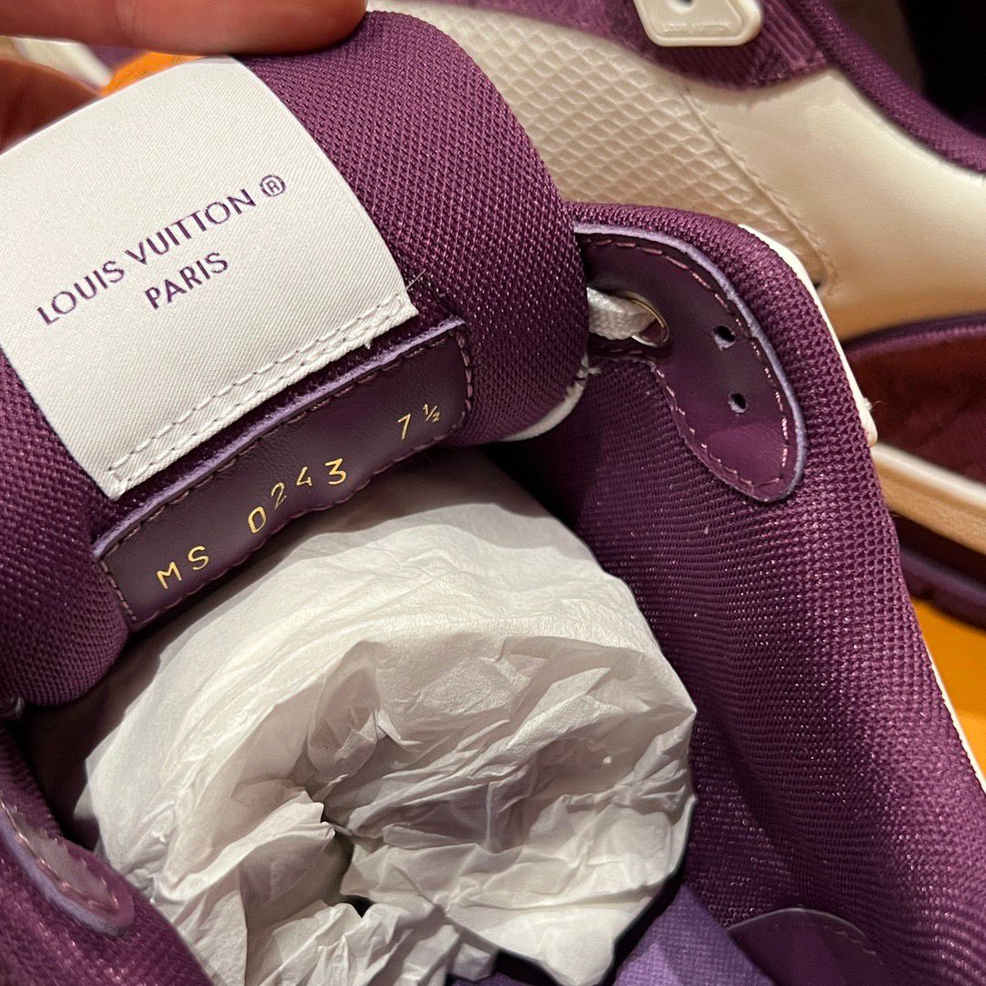 Tênis Couro Purple Detalhes Contrastantes Cano Baixo
