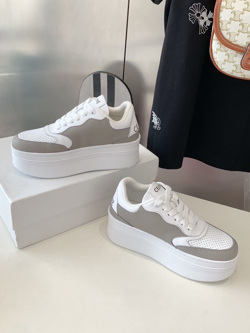 Sandália Couro Calfskin Solado Plataforma Elevada