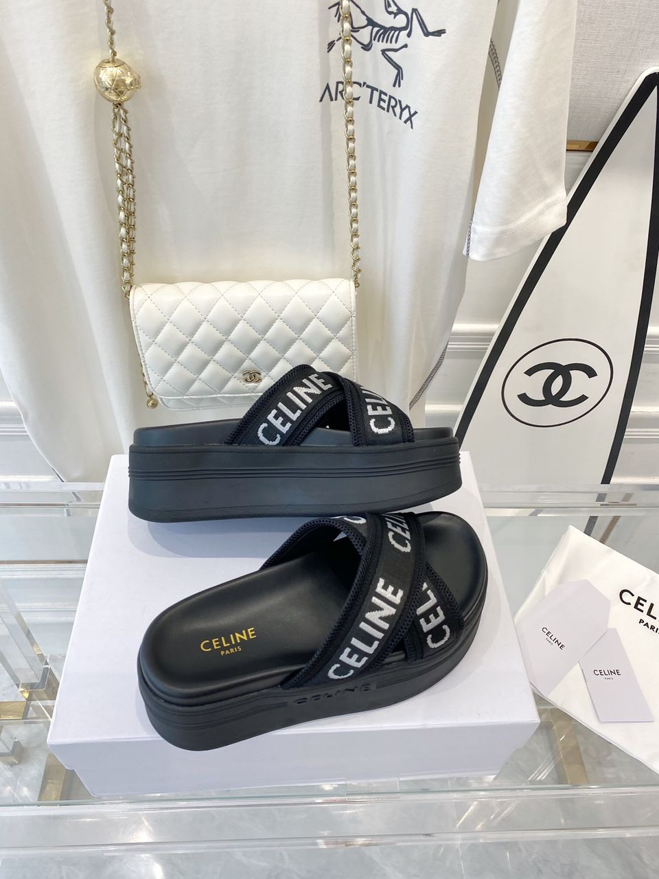 Sandália Slide Nylon Jacquard Padrão Geométrico