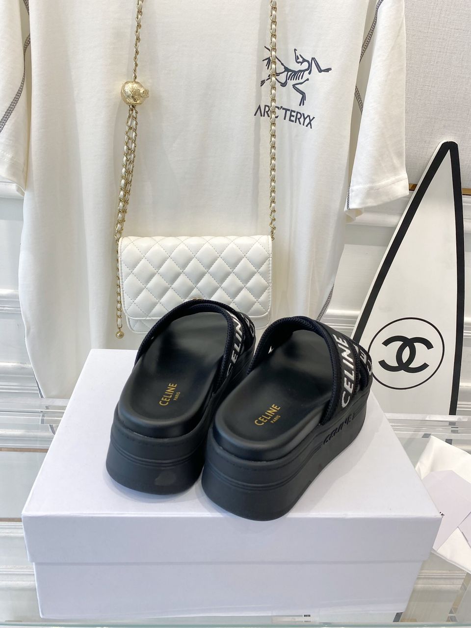 Sandália Slide Nylon Jacquard Padrão Geométrico
