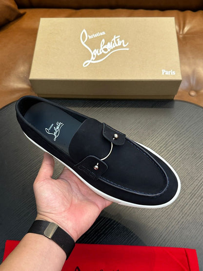 Tênis Couro Preto Solado Vermelho Contraste