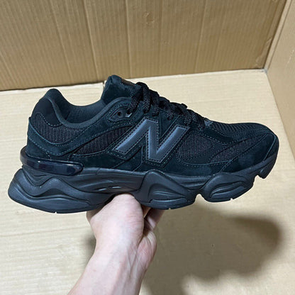 Tênis Runner Malha Preto Detalhes Cinza