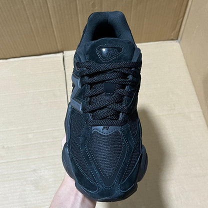 Tênis Runner Malha Preto Detalhes Cinza