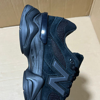 Tênis Runner Malha Preto Detalhes Cinza