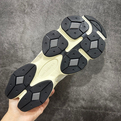 Tênis Runner Malha Cinza Detalhe Contrastante