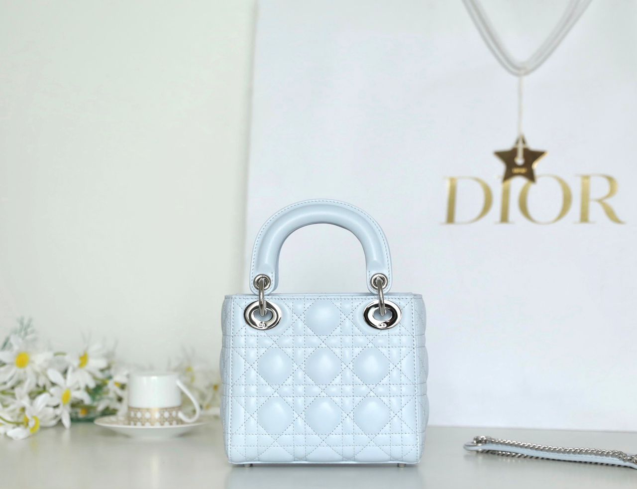 Bolsa Satchel Couro Cyan com Costura Decorativa