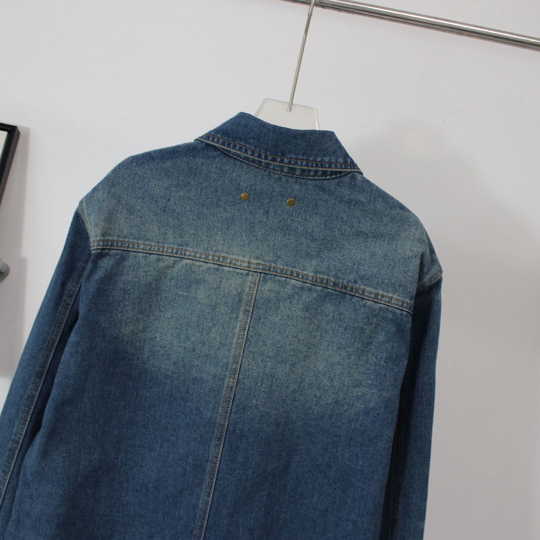 Jaqueta Jeans Azul Padrão Monograma Geométrico