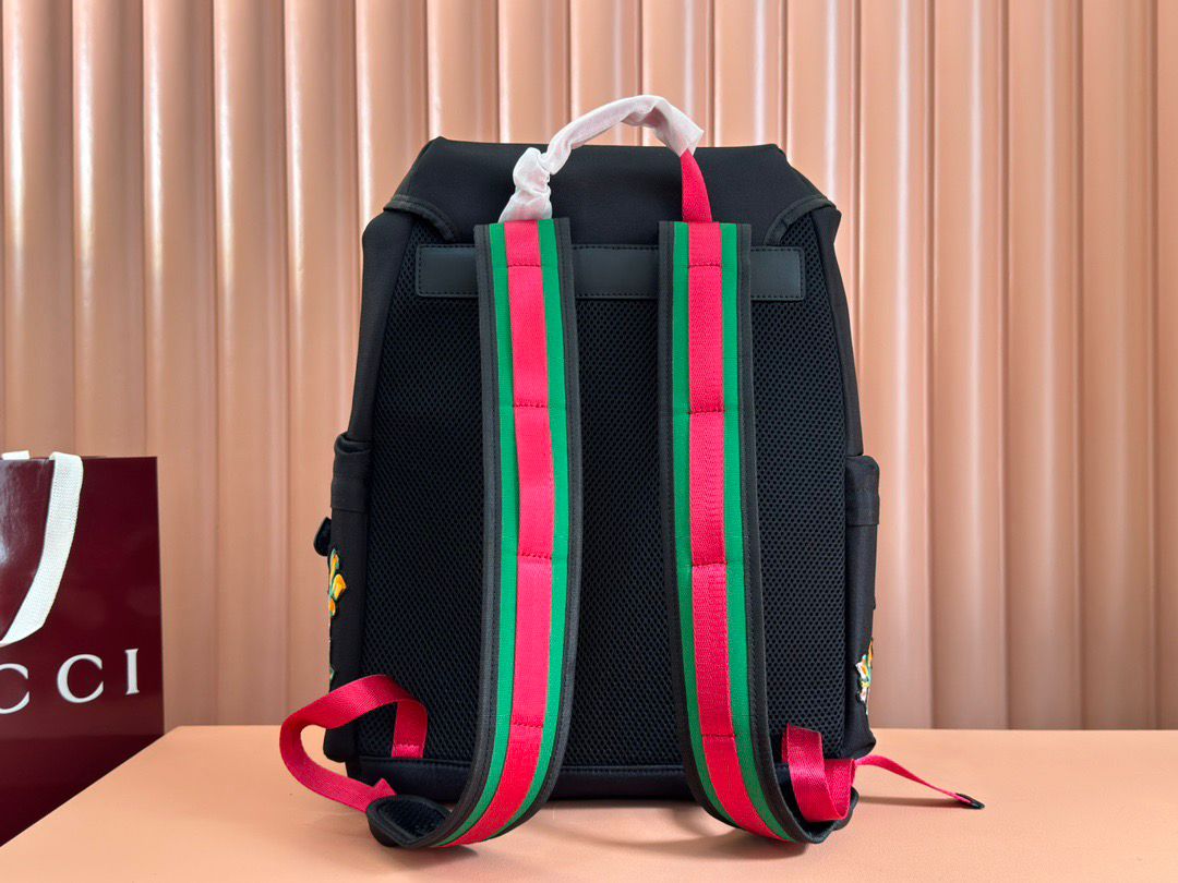 Mochila Couro Estampa Tigre Bordado