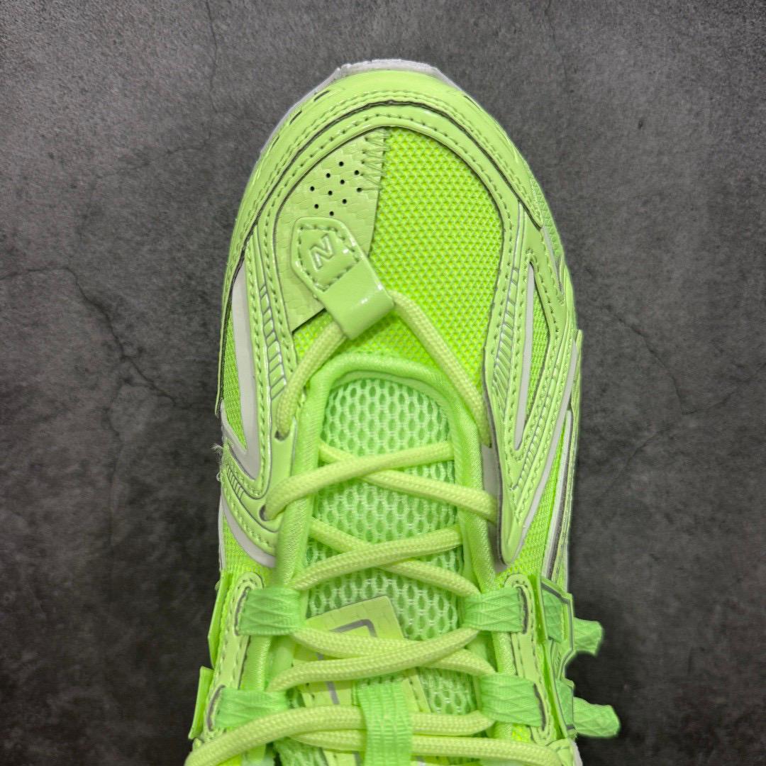 Tênis Runner Malha Verde Neon Detalhes Menta