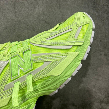 Tênis Runner Malha Verde Neon Detalhes Menta