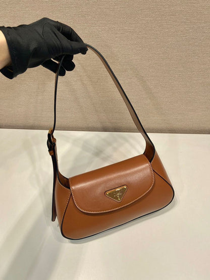Bolsa de Ombro Couro Arqué Preta