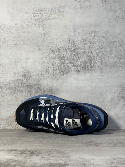 Tênis Runner Malha e Nylon Cinza Detalhes Contrastantes