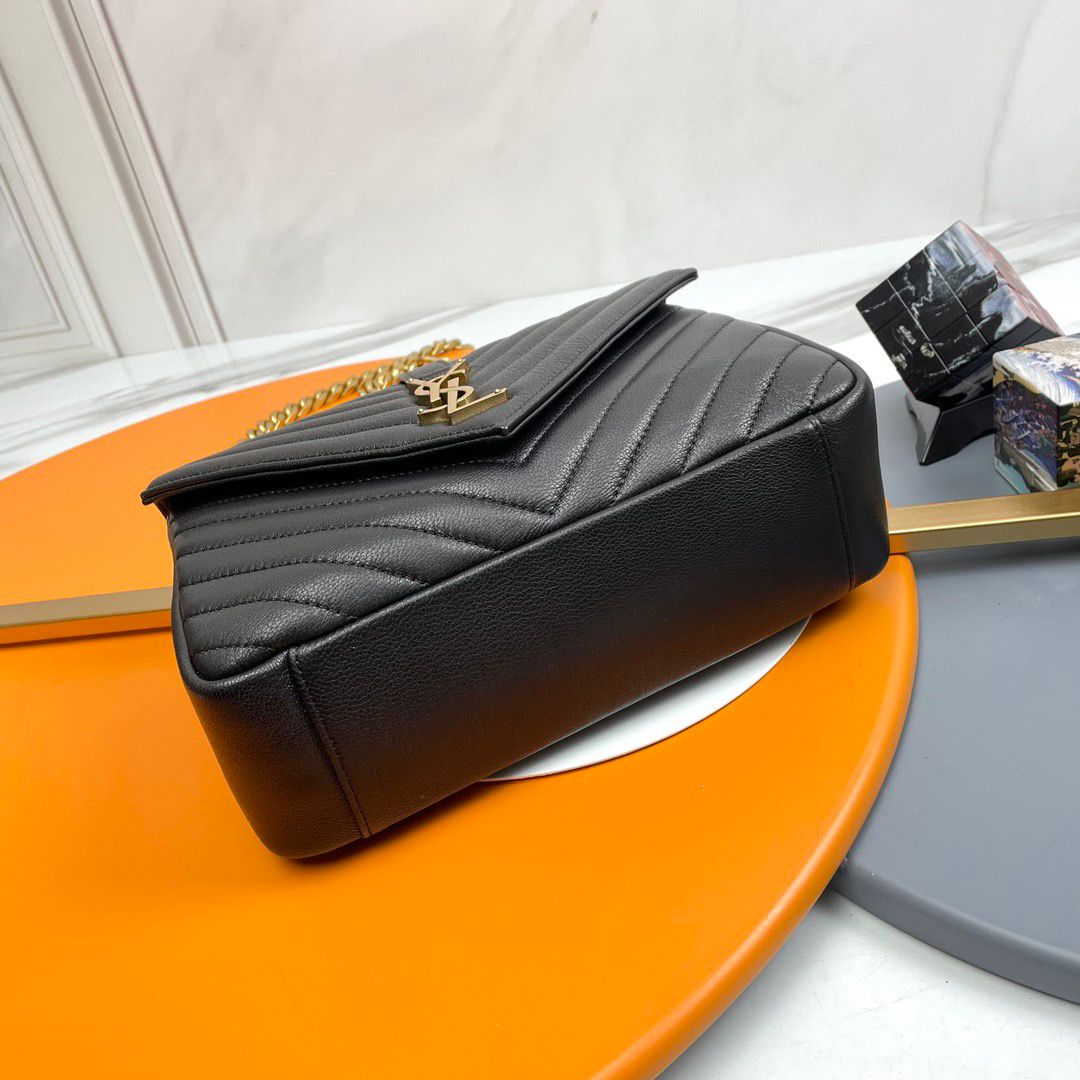 Bolsa Satchel Couro Preto Fechamento Frontal