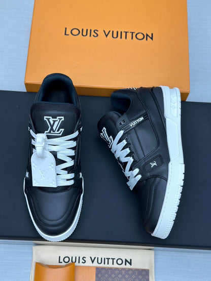 Tênis Casual Couro Branco Preto