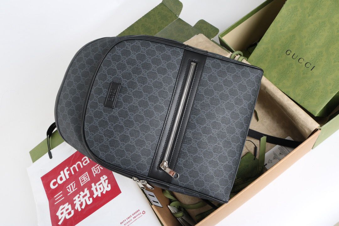 Mochila Couro Preto Costas