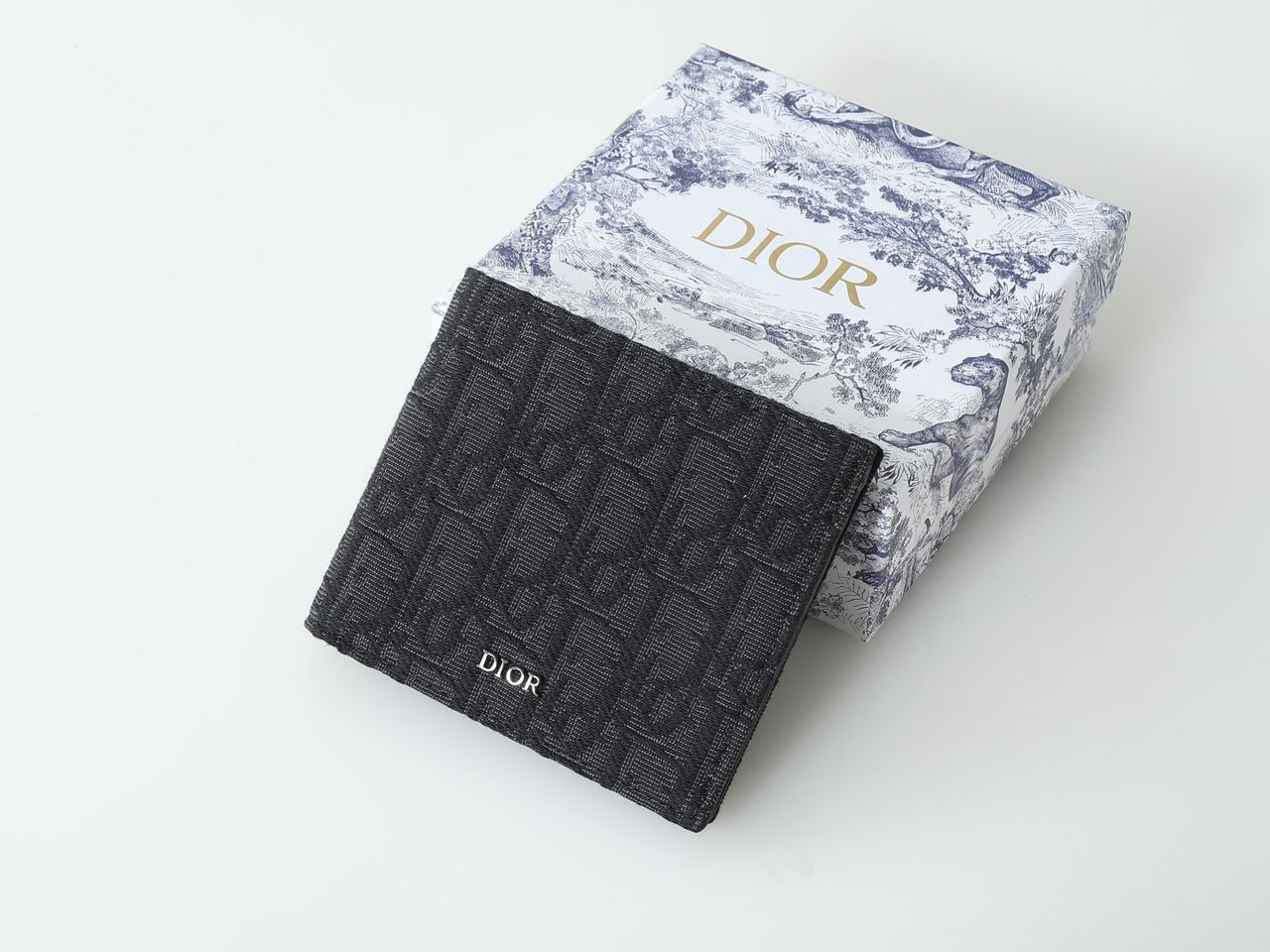 Carteira Jacquard Padrão Inclinado Bege Preto