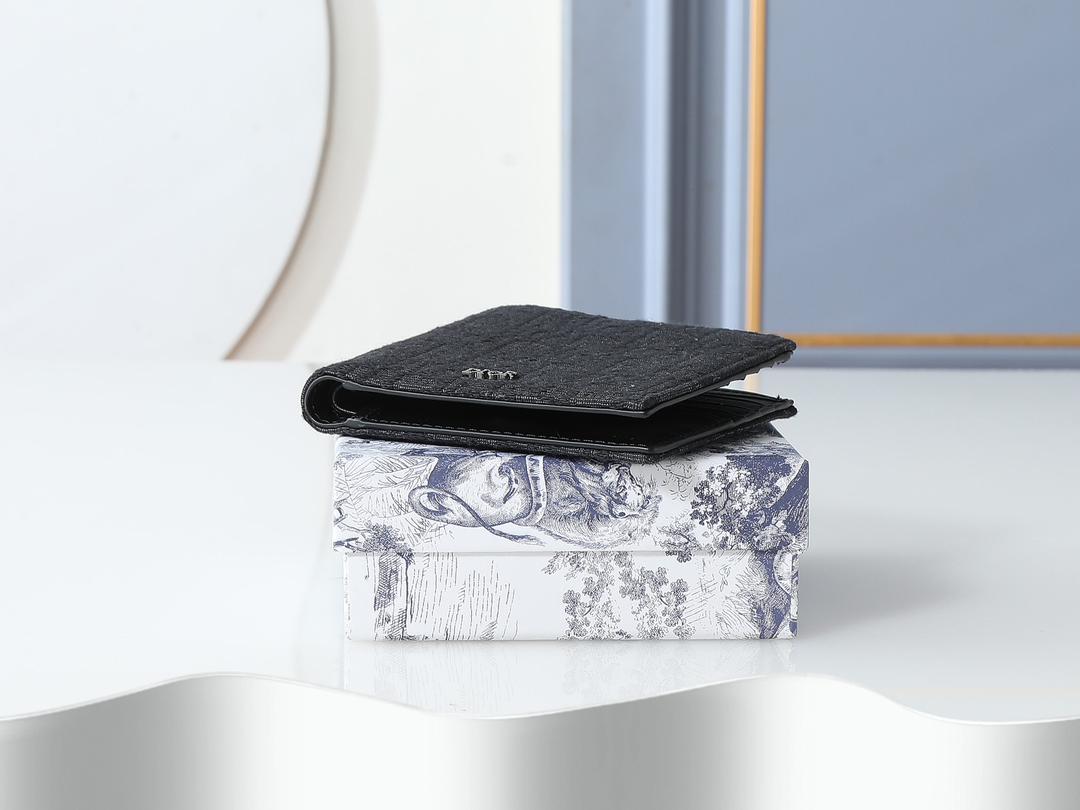Carteira Jacquard Padrão Inclinado Bege Preto