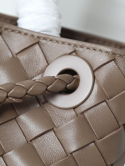 Bolsa Estruturada Couro Intrecciato Pequena