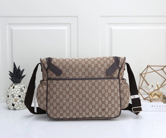 Bolsa Gucci Monograma Maternidade