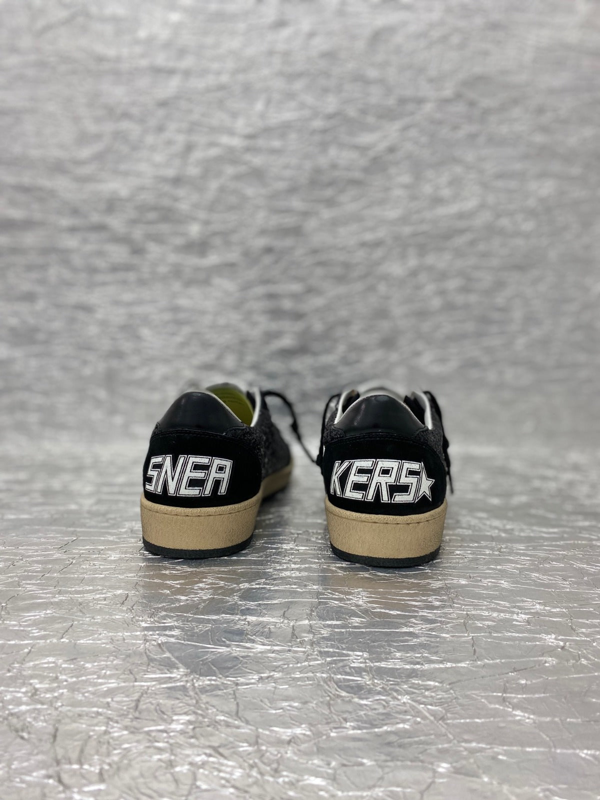 Tênis Couro com Glitter Preto