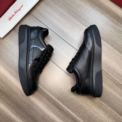 Tênis Couro Preto Clássico