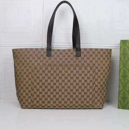 Bolsa Tote Couro Letras Entrelaçadas Tamanho Grande