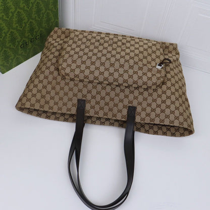 Bolsa Tote Couro Letras Entrelaçadas Tamanho Grande