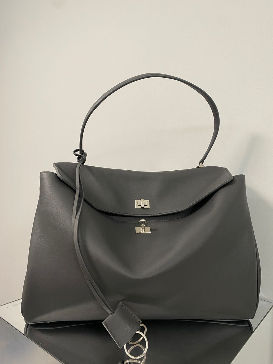 Bolsa Satchel Média Couro Estruturada