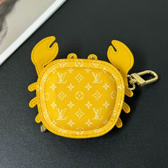 Chaveiro Bag Charm Padrão Monograma Geométrico Amarelo Caranguejo