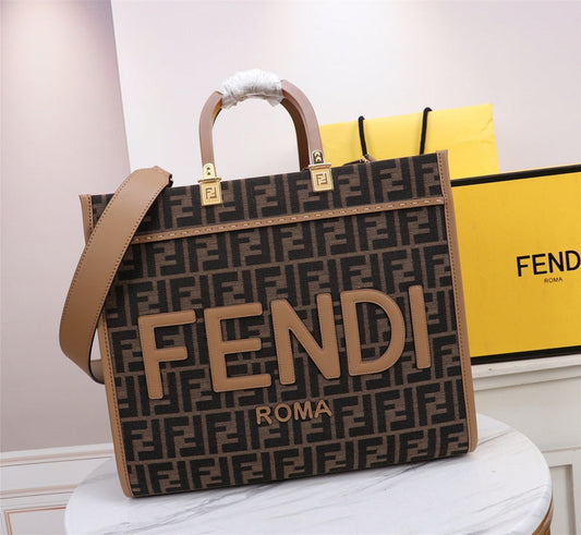 Bolsa Tote Jacquard Padrão Letras F Espelhadas