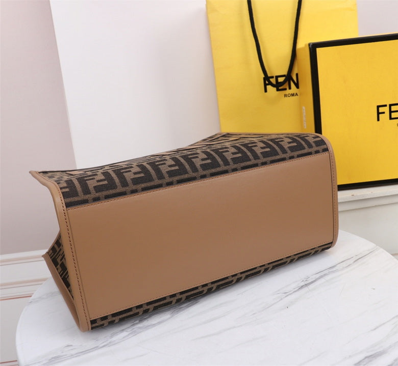Bolsa Tote Jacquard Padrão Letras F Espelhadas