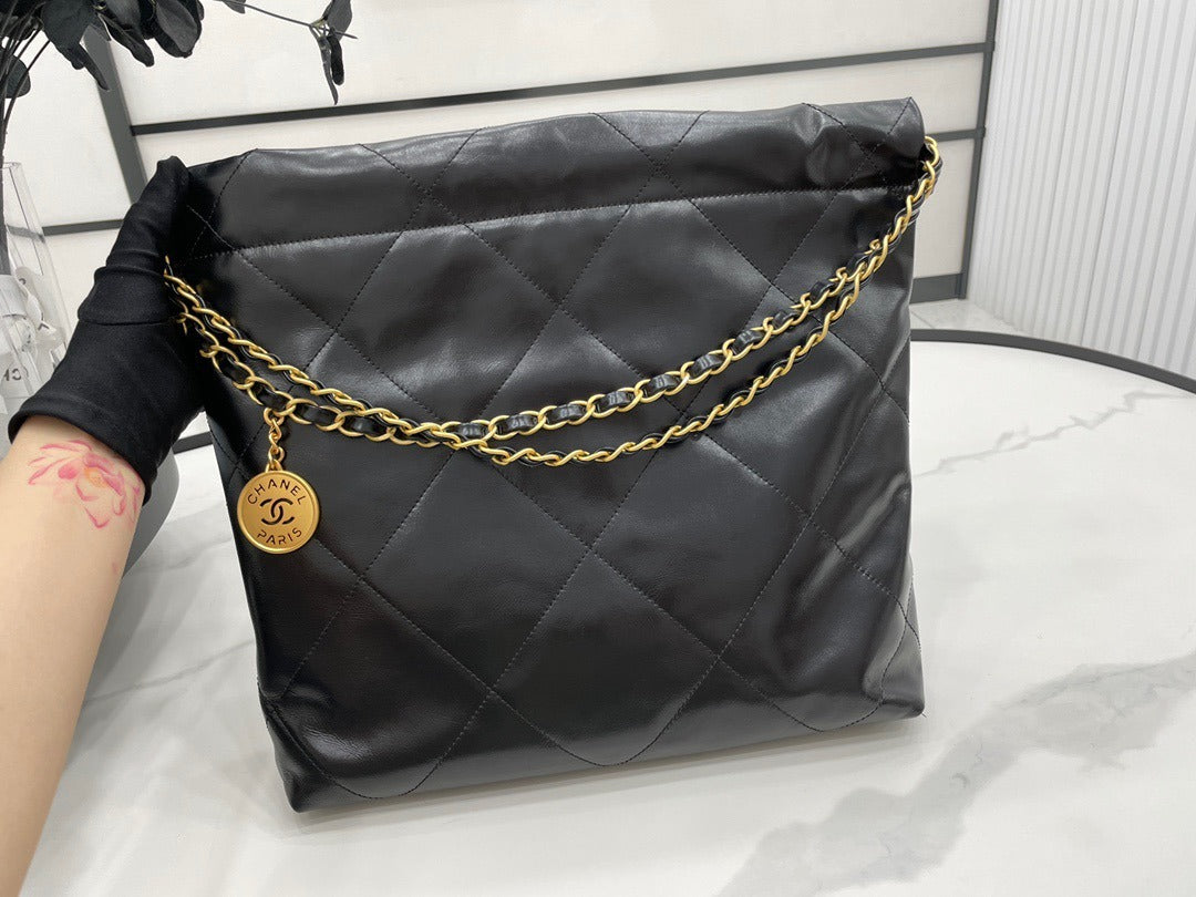 Bolsa Hobo Couro Matelassê Preto
