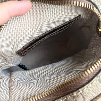 Bolsa Shoulder Couro Letras Entrelaçadas