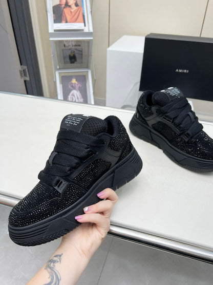 Tênis Couro Preto Detalhe Cristal