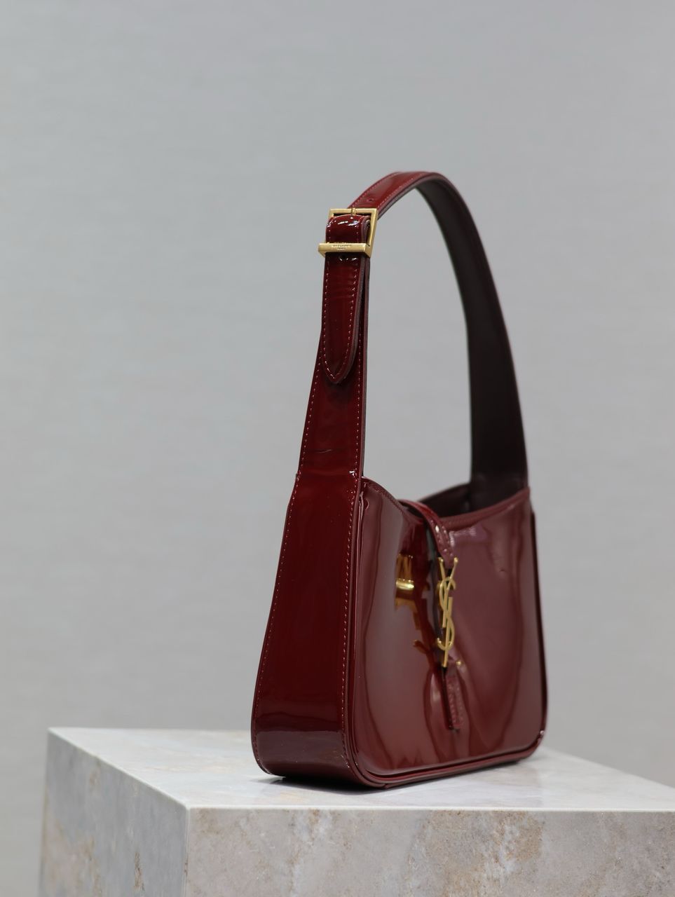 Bolsa Estruturada Couro Envernizado Vermelho Granada Tamanho Mini