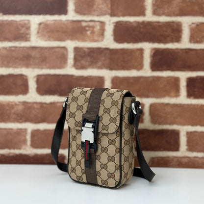 Bolsa Ombro Couro Bege e Marrom Padrão Letras Entrelaçadas Mini