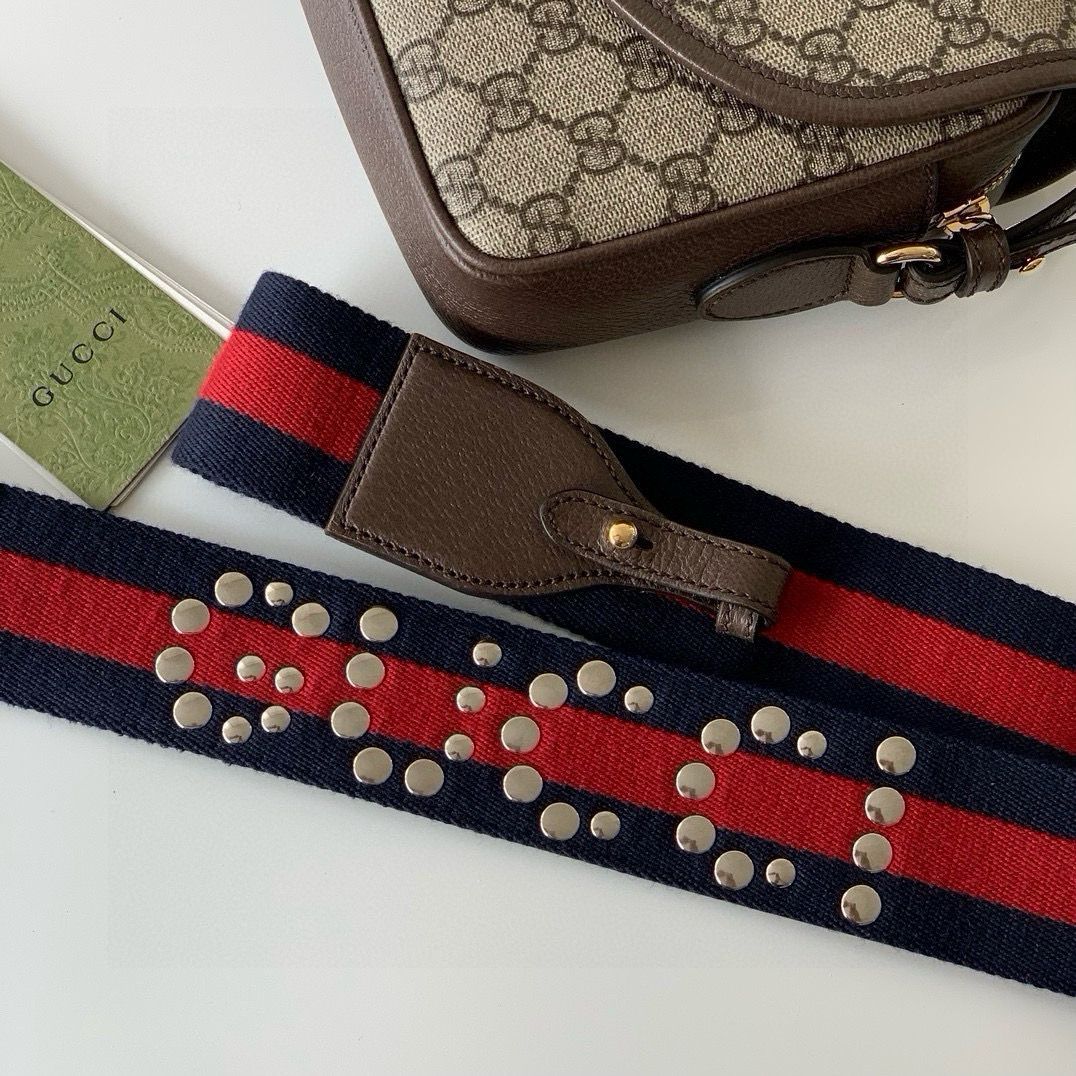 Bolsa Pequena Couro Marrom Bege Letras Entrelaçadas Small
